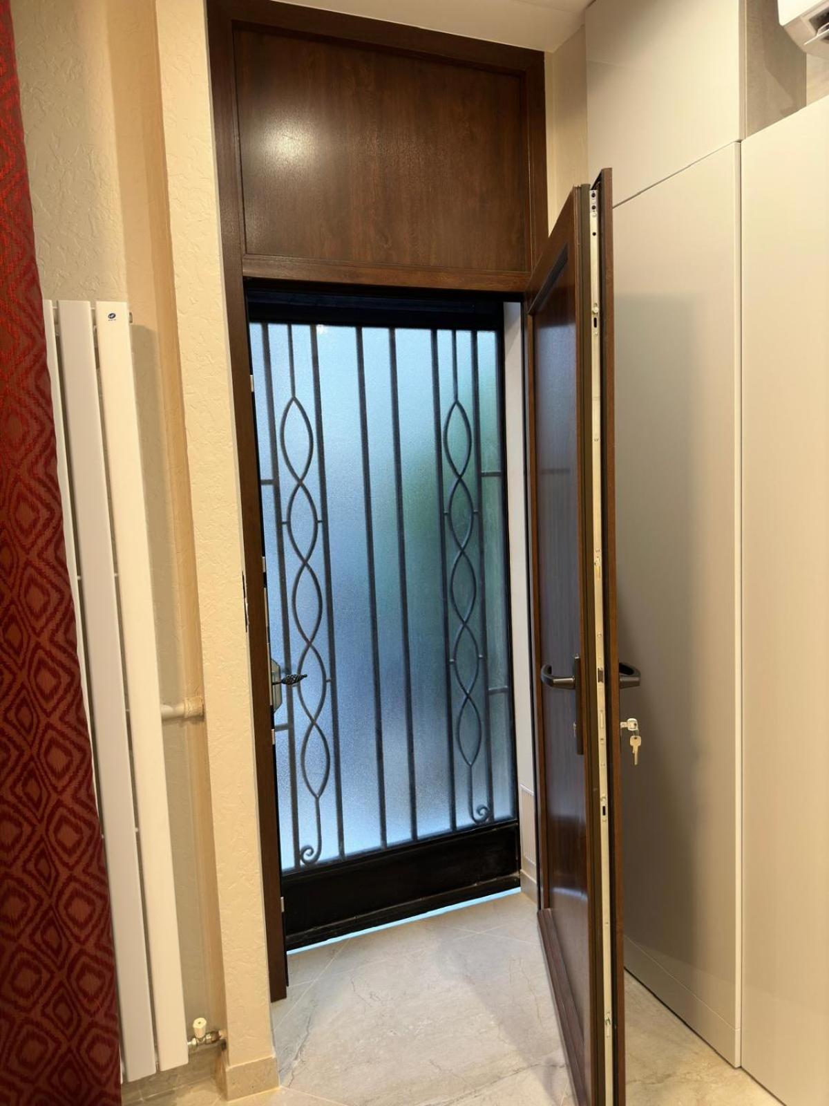 Extraordinaire Grand Studio Au Centre 6 Minutes A Pied De La Plage Et L'Hotel Negresco Nizza Esterno foto